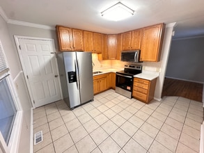 241 Boston St in Syracuse, NY - Building Photo - Building Photo