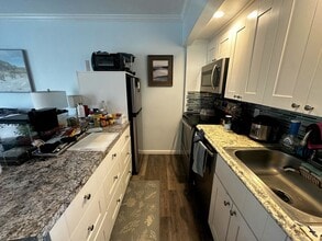 190 N Collier Blvd in Marco Island, FL - Building Photo - Building Photo