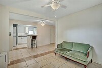 515 English St photo'