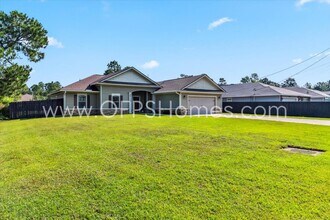 8170 Tavira St in Navarre, FL - Building Photo - Building Photo
