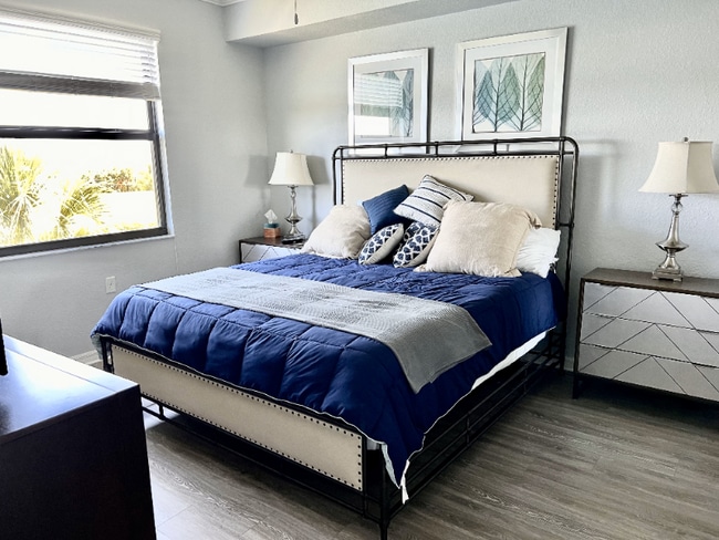 property at 7015 River Hammock Dr