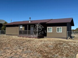 2248 Sitgreaves Dr in Heber-Overgaard, AZ - Building Photo