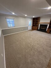 6553 New Market Way in Raleigh, NC - Building Photo - Building Photo