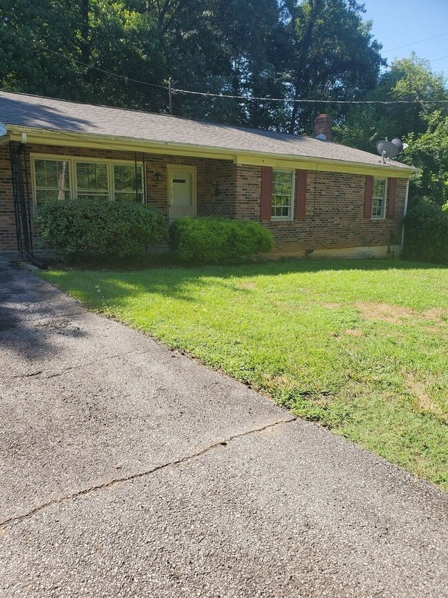 property at 109 Woodhaven Dr
