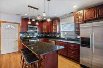 1638 W Blackhawk St in Chicago, IL - Building Photo - Building Photo