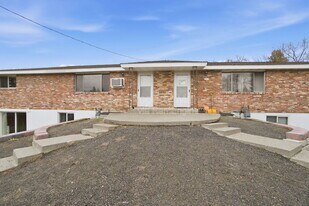 9715 N Stevens St in Spokane, WA - Building Photo