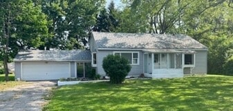 2696 Spencerport Rd in Spencerport, NY - Building Photo