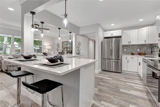 6660 17th Ln N in St. Petersburg, FL - Building Photo - Building Photo