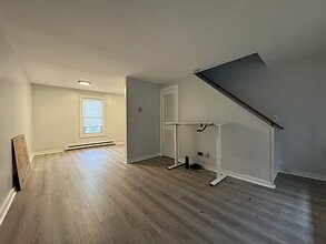 259 Main St S in Woodbury, CT - Foto de edificio - Building Photo