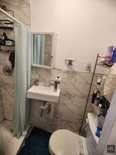 CANARSIE ROAD in Brooklyn, NY - Foto de edificio - Building Photo