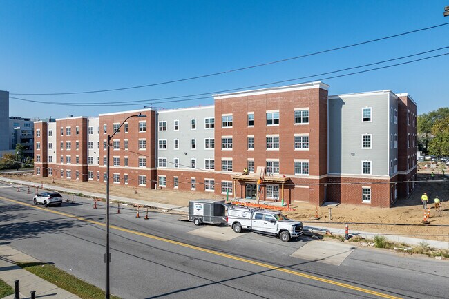 Gordon Crossing in Cleveland, OH - Foto de edificio - Building Photo
