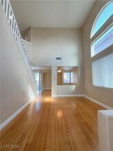 8548 Lost Gold Ave in Las Vegas, NV - Building Photo - Building Photo