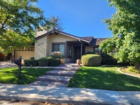 2842 Glenwood Ct in Reno, NV - Building Photo