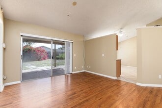 123 Grove Hollow Ct in Sanford, FL - Building Photo - Building Photo