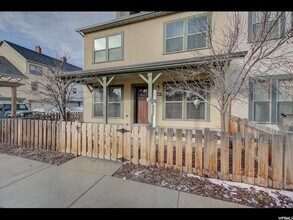 863 Cecina Ct in Midvale, UT - Building Photo - Building Photo