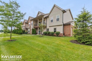 45626 Stadler St in Utica, MI - Building Photo