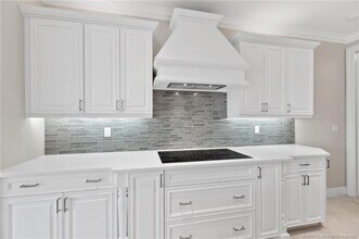 1536 NE Outrigger Landings Dr in Jensen Beach, FL - Foto de edificio - Building Photo
