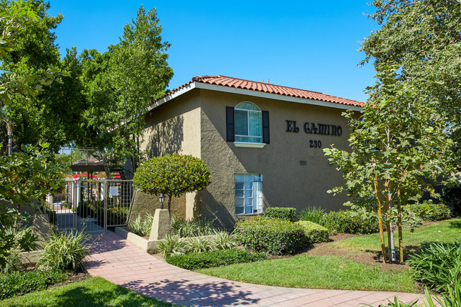 Camino Pueblo and El Rancho Apartment Homes in Placentia, CA - Building Photo - Building Photo