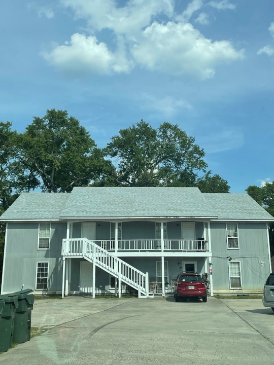 1469 Green St in Valdosta, GA - Building Photo