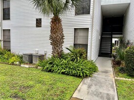 758 Haven Pl in Tarpon Springs, FL - Building Photo