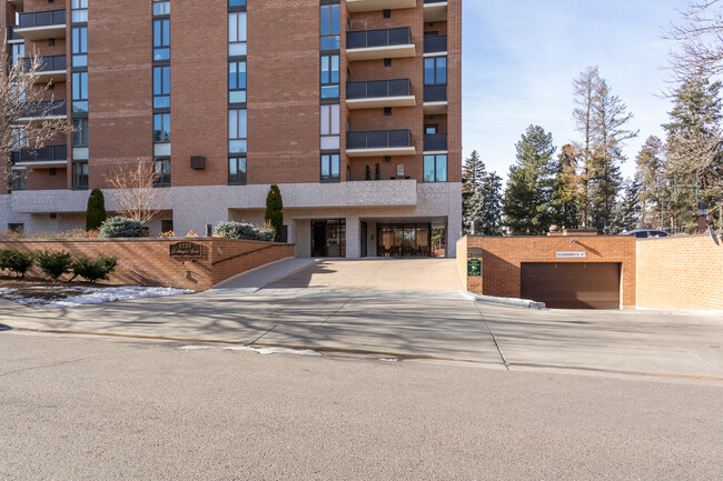 Huntington House in Denver, CO - Foto de edificio - Building Photo