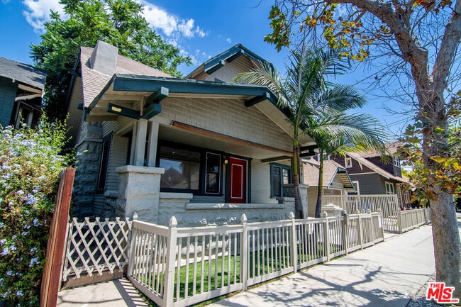 property at 1619 W 23rd St