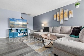 7633 Wedgewood Ct in Maple Grove, MN - Building Photo - Building Photo