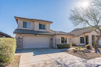 2017 E Creedance Blvd in Phoenix, AZ - Building Photo - Building Photo