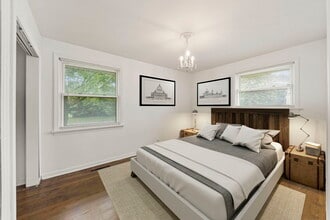 4500 S Oak Park Ave in Forest View, IL - Building Photo - Building Photo