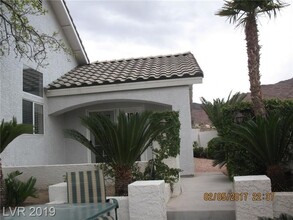 801 Sun Bridge Ln in Henderson, NV - Building Photo - Building Photo