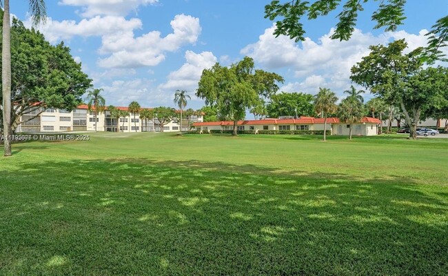 property at 8962 S Hollybrook Blvd