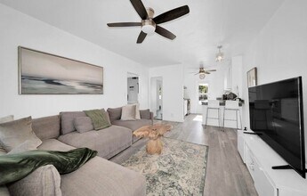 2317 N Ocean Blvd in Fort Lauderdale, FL - Building Photo - Building Photo