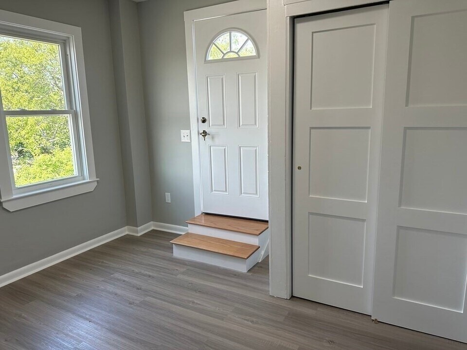 527 Nantasket Ave in Hull, MA - Building Photo