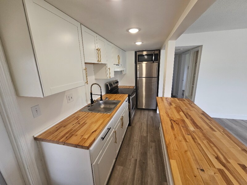 248 SE 9th Ave in Deerfield Beach, FL - Building Photo