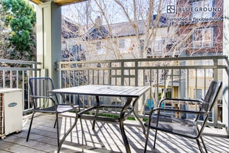 1220 N Fair Oaks Ave-Unit -FL2-ID838 in Sunnyvale, CA - Building Photo - Building Photo