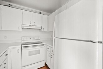 12056 Ellison Wilson Rd in North Palm Beach, FL - Building Photo - Building Photo