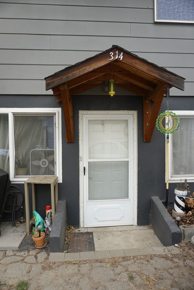 314-316 NW True St in Pullman, WA - Building Photo - Building Photo
