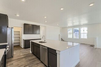 1988 S Fultondale Ct in Aurora, CO - Building Photo - Building Photo