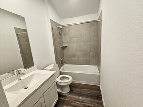 4985 Almond Ter Dr in Katy, TX - Building Photo - Building Photo