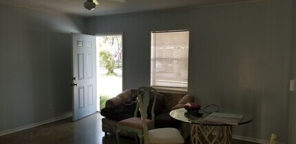 2450 13th Ave S in St. Petersburg, FL - Building Photo - Building Photo