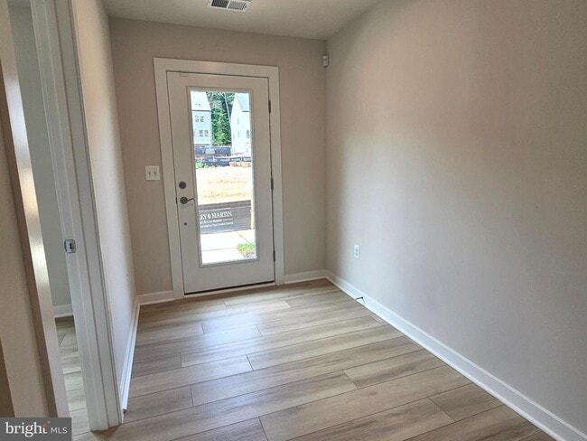 property at 3622 Agate Ln