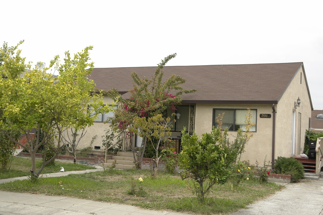 2641 W Avenue 133rd in Oakland, CA - Building Photo