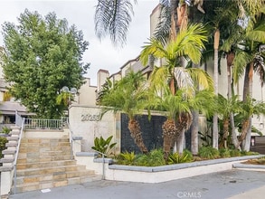 20253 Keswick St in Los Angeles, CA - Building Photo - Building Photo