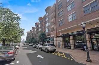 22 Ave at Port Imperial in West New York, NJ - Building Photo - Building Photo