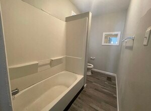 446 Walnut St, Unit B in York, PA - Building Photo - Building Photo