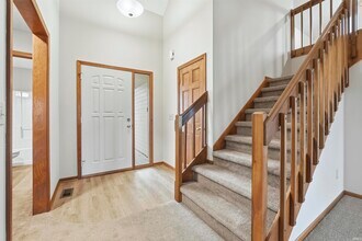 7455 Montclair Dr in Fort Wayne, IN - Building Photo - Building Photo