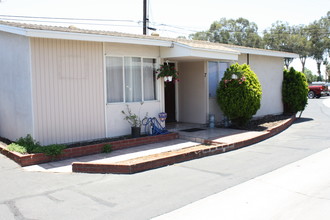 13731-13741 Fairview St in Garden Grove, CA - Building Photo - Building Photo