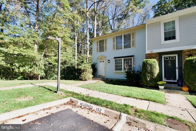 11732 Mossy Creek Ln in Reston, VA - Building Photo - Building Photo