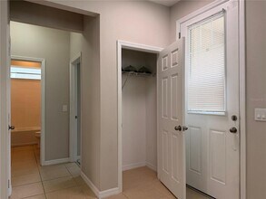 8125 Graycliff Ave in Winter Garden, FL - Building Photo - Building Photo