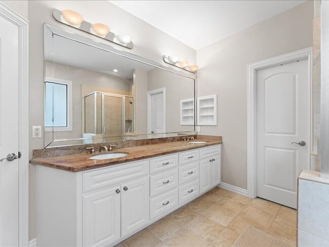 property at 405 Reinerman St